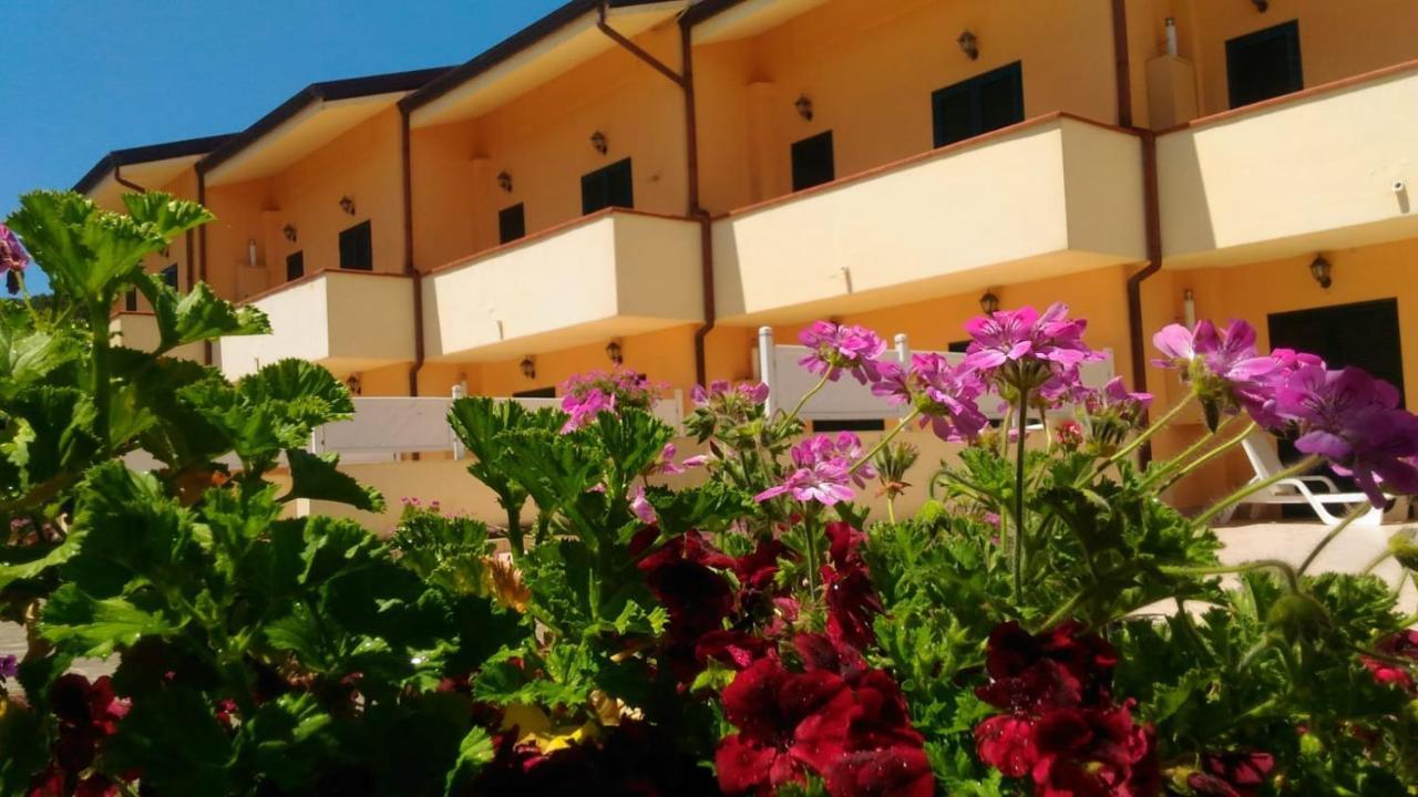 Conca Degli Dei Aparthotel Paestum Buitenkant foto
