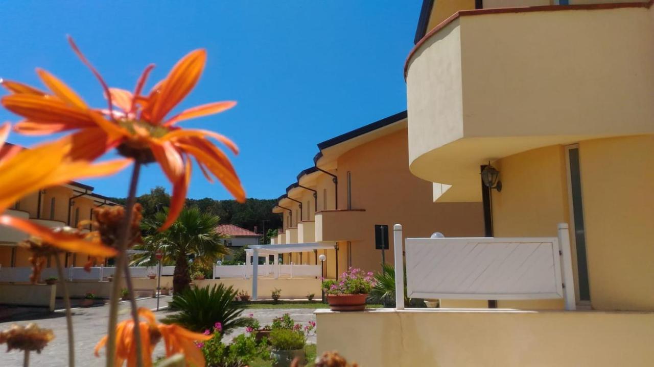Conca Degli Dei Aparthotel Paestum Buitenkant foto